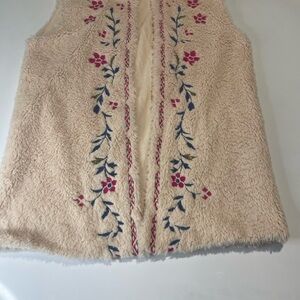 Chelsea & Violet Cream Vest with Floral Embroidery